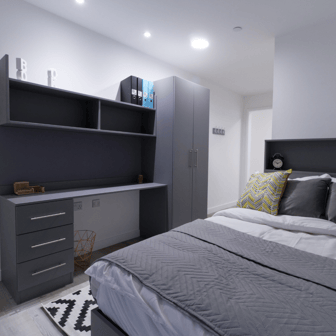 Classic En Suite - Image 5